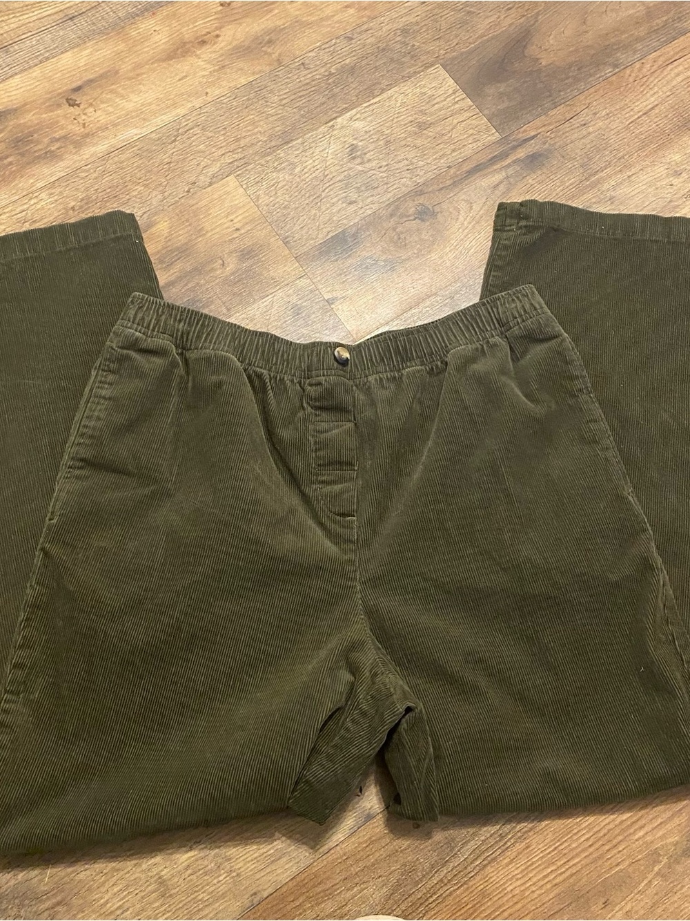 Appleseed's Olive Corduroy Men's Pants